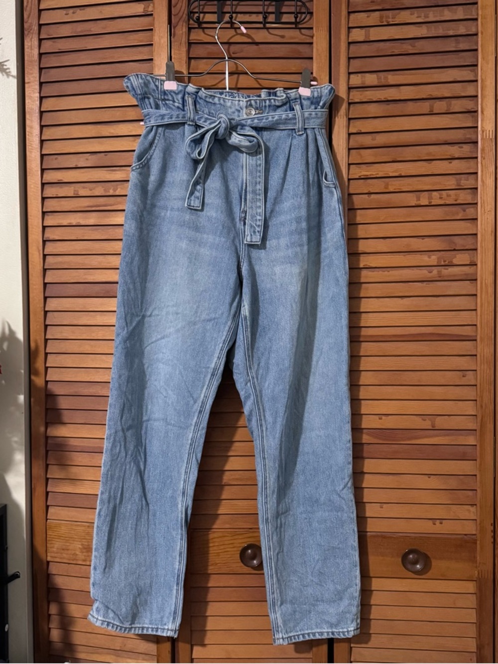 American Eagle Outfitters Light Blue High-Rise Paperbag Jeans with Tie Belt